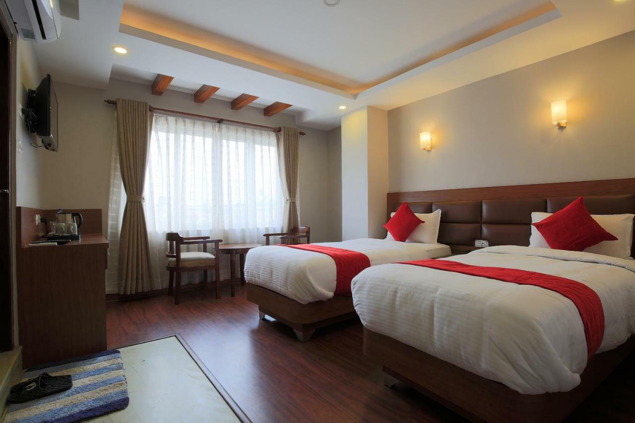 Oyo 453 Hotel Gurkha Heritage Catmandu Exterior foto
